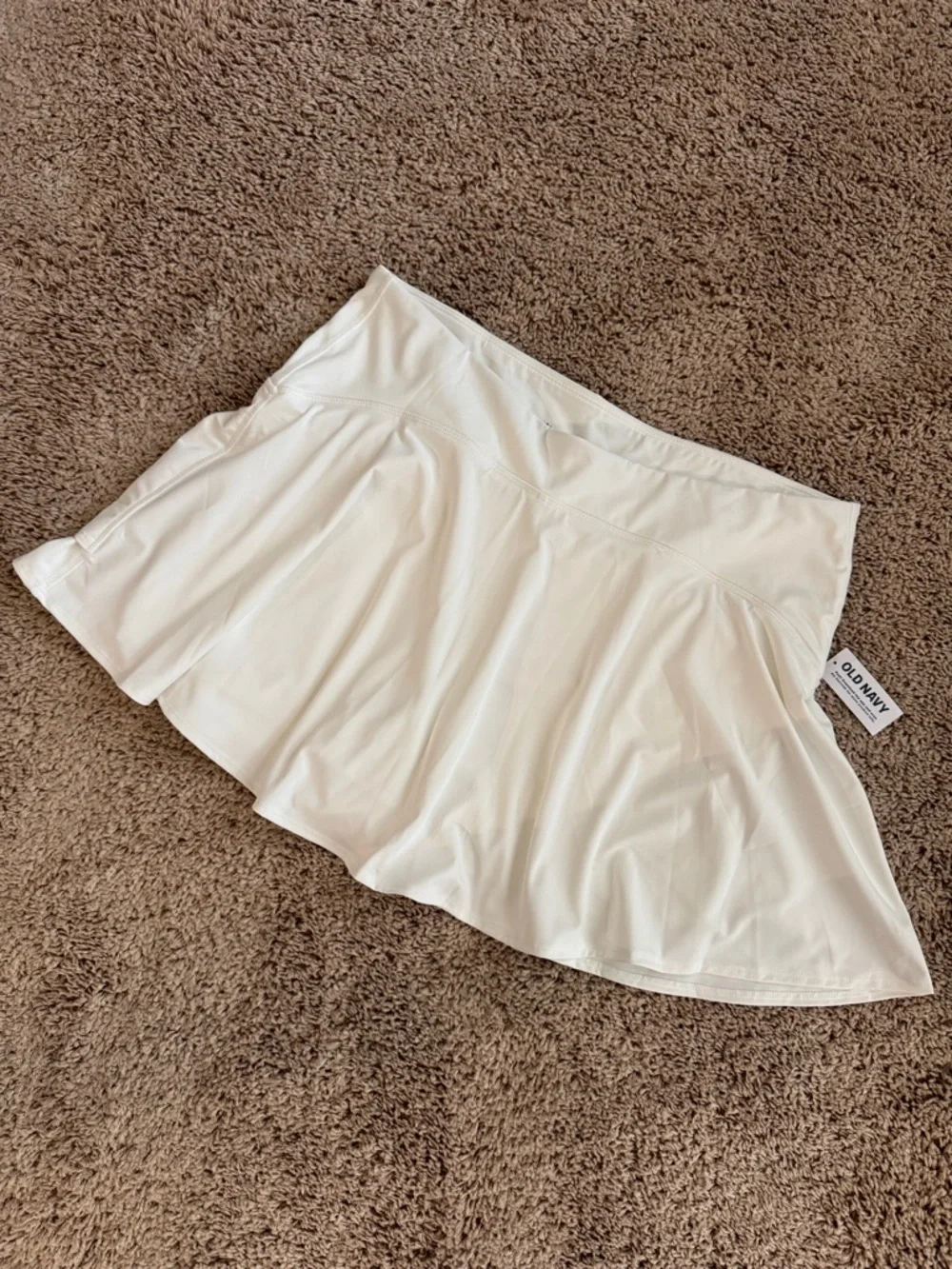 Old Navy White Athletic Skirt with built in shorts - Picture 1 of 6